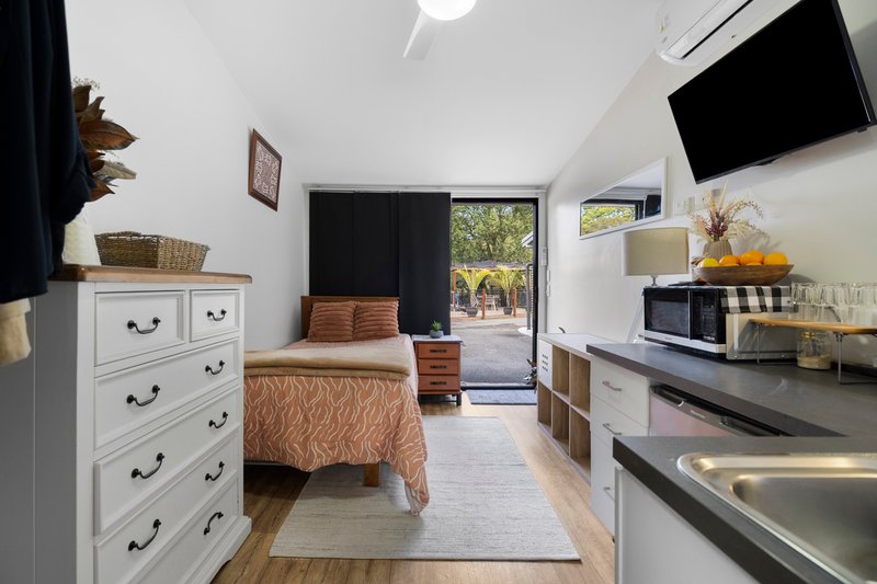 Photo - 20 Brisbane Street, Churchill QLD 4305 - Image 17