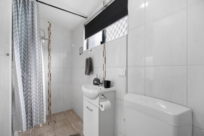 Photo - 20 Brisbane Street, Churchill QLD 4305 - Image 18