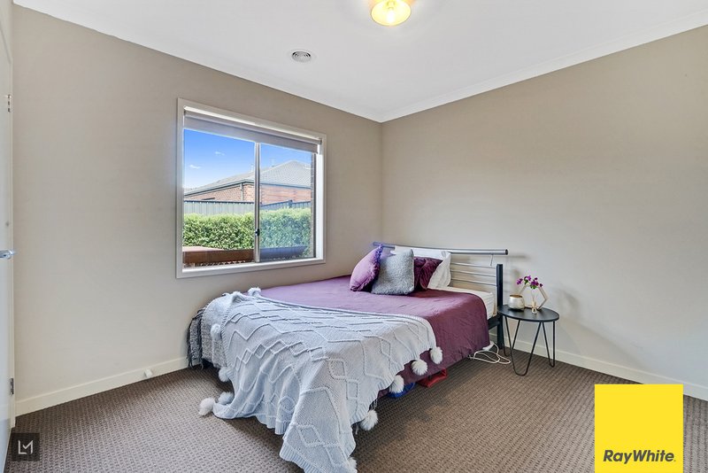 Photo - 20 Brookwood Street, Tarneit VIC 3029 - Image 11