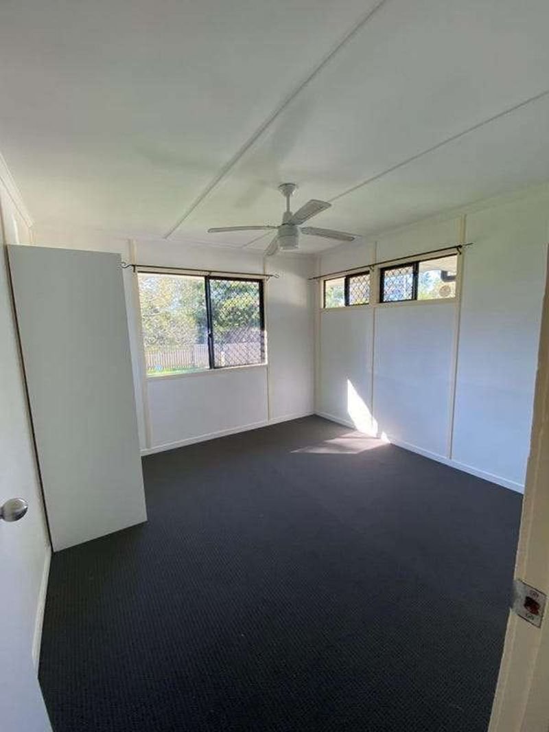 Photo - 20 Brown Street, Lawnton QLD 4501 - Image 6