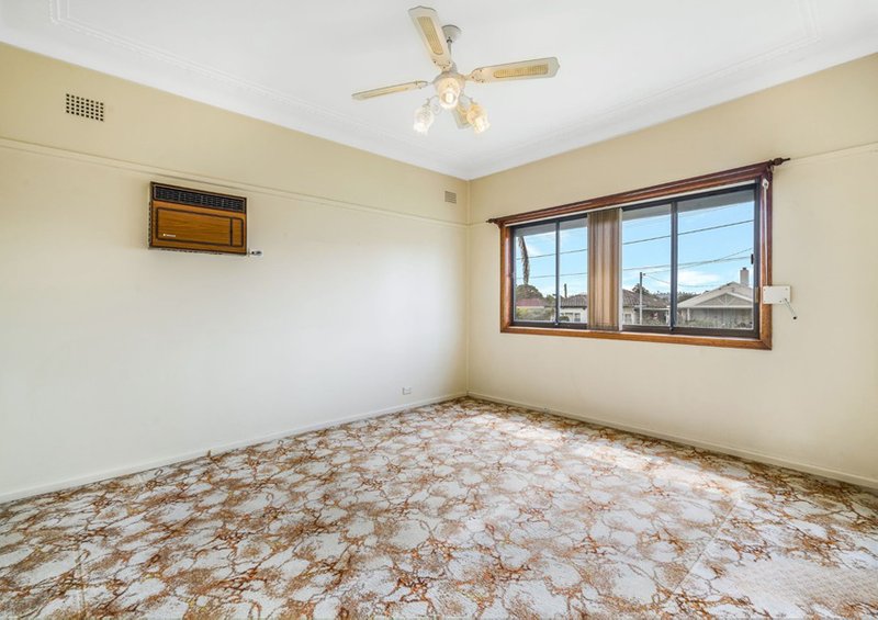 Photo - 20 Brown Street, Smithfield NSW 2164 - Image 6