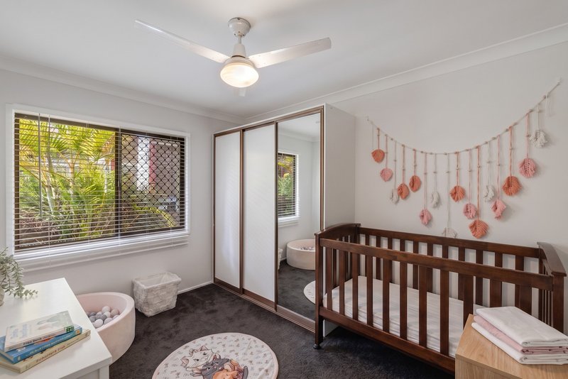 Photo - 20 Bruntnell Street, Kearneys Spring QLD 4350 - Image 6