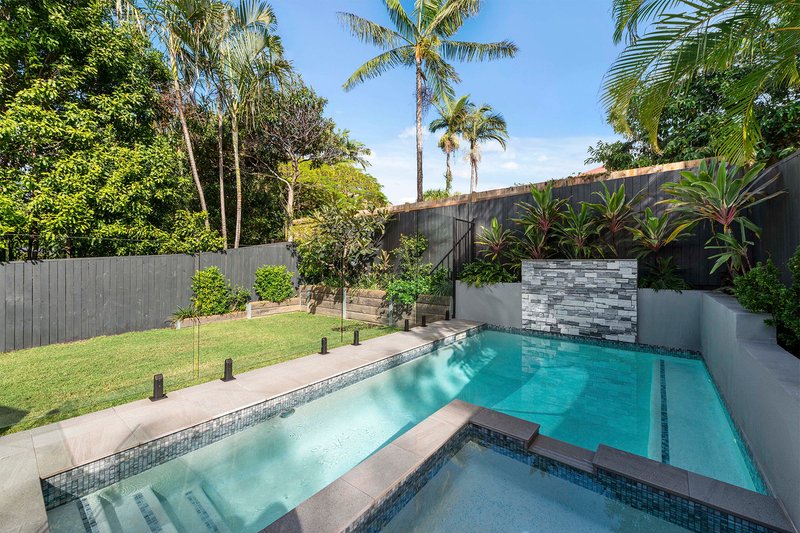Photo - 20 Burlington Street, East Brisbane QLD 4169 - Image 11
