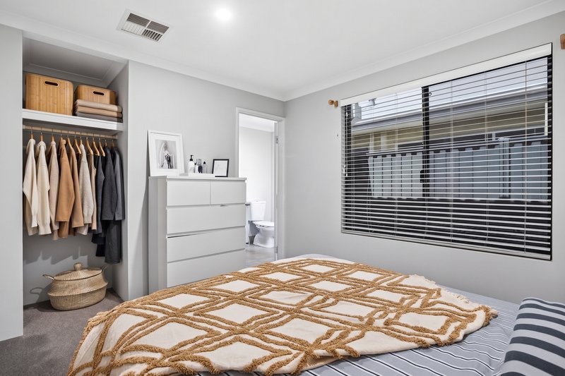 Photo - 20 Burnett Road, Brabham WA 6055 - Image 3