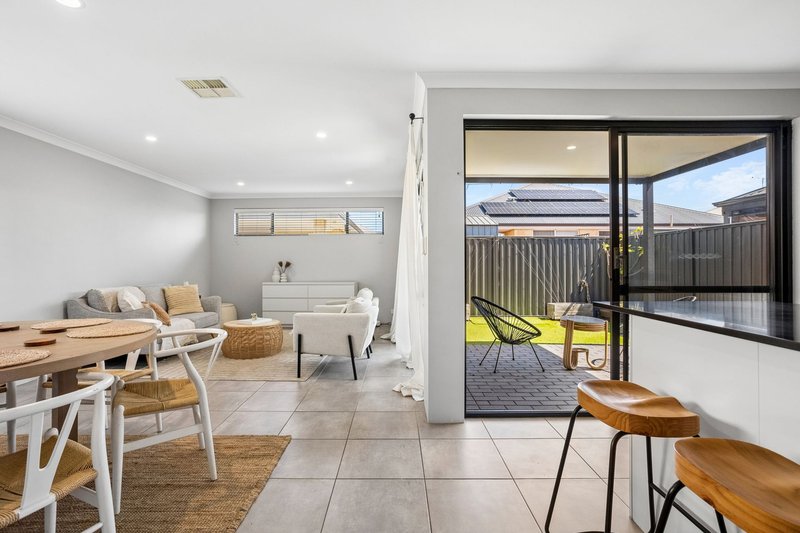 Photo - 20 Burnett Road, Brabham WA 6055 - Image 20