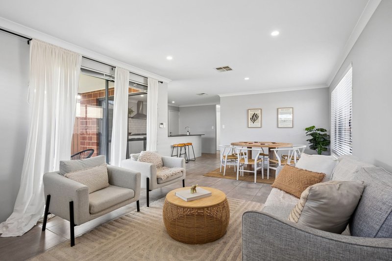 Photo - 20 Burnett Road, Brabham WA 6055 - Image 24
