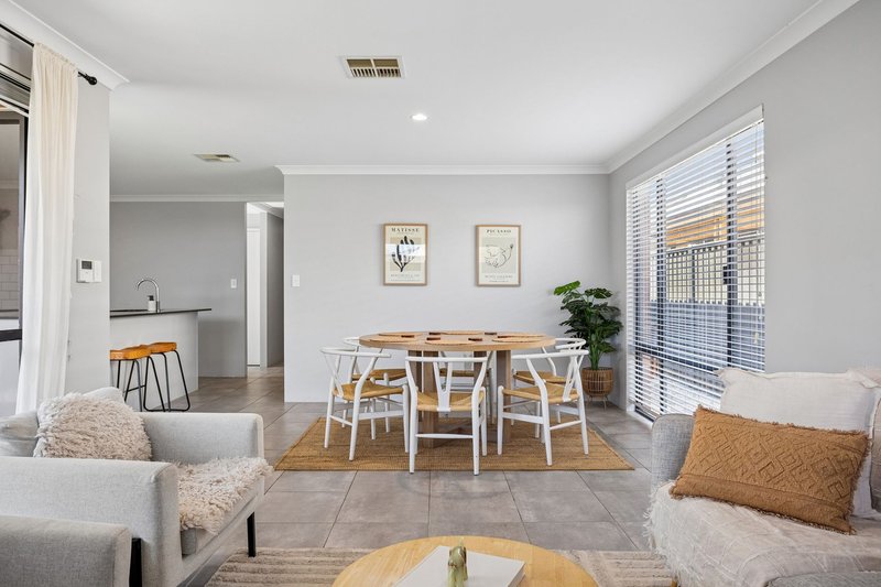 Photo - 20 Burnett Road, Brabham WA 6055 - Image 25