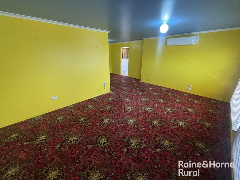 Photo - 20 Burns Crescent, Wondai QLD 4606 - Image 3
