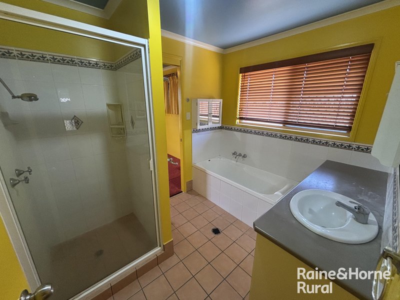 Photo - 20 Burns Crescent, Wondai QLD 4606 - Image 4