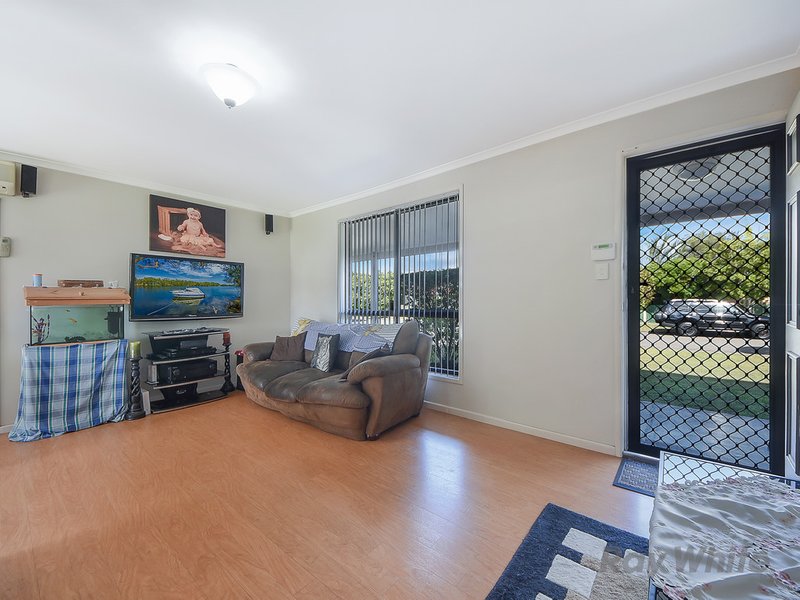 Photo - 20 Burrabi Street, Bald Hills QLD 4036 - Image 3