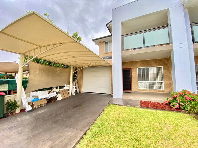 Photo - 20 Byrd Street, Canley Heights NSW 2166 - Image 4