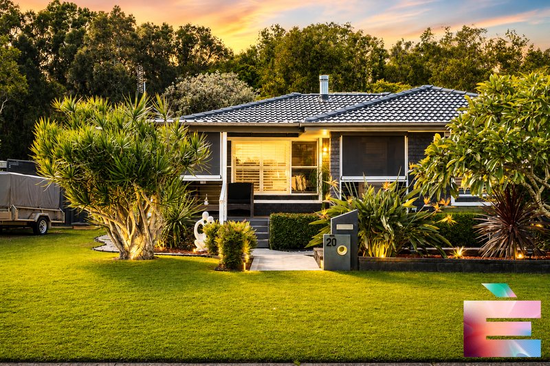 Photo - 20 Cabbage Tree Palm Crescent, Pelican NSW 2281 - Image 1