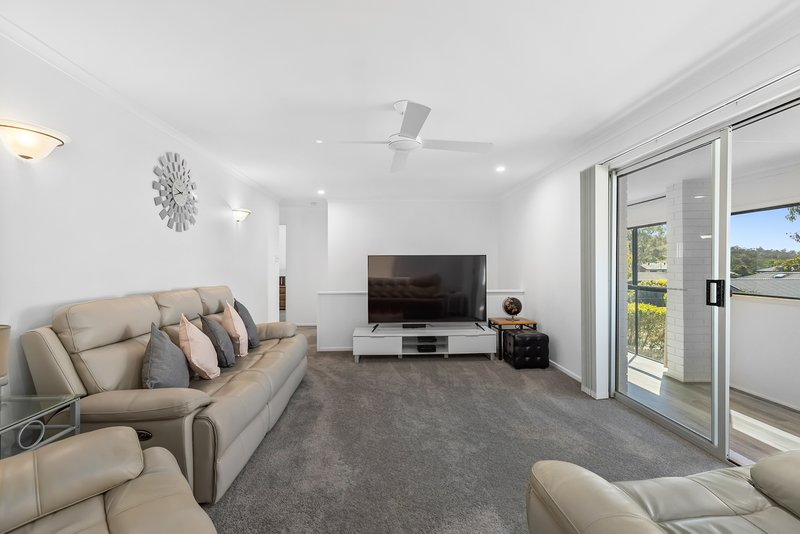 Photo - 20 Cabragh Street, Ferny Grove QLD 4055 - Image 8