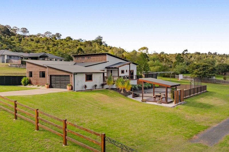 Photo - 20 Calcutt Road, Gowrie Junction QLD 4352 - Image 1