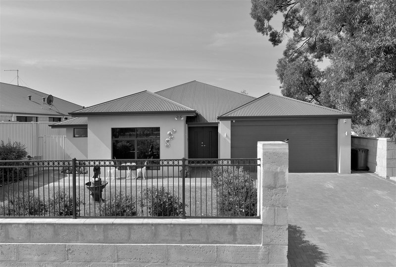 20 Calder Nook, Lakelands WA 6180