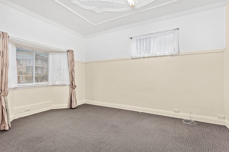 Photo - 20 Campbell Street, Wollongong NSW 2500 - Image 6