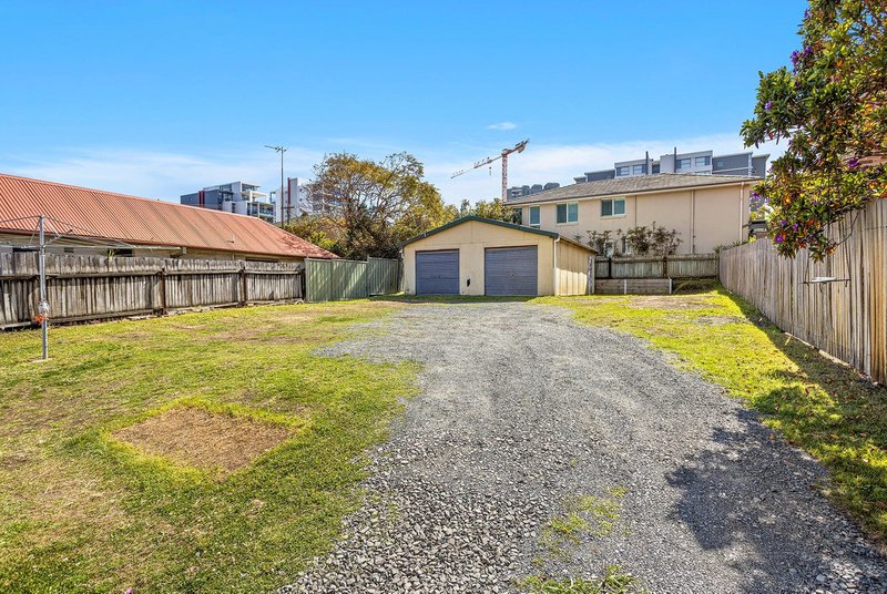 Photo - 20 Campbell Street, Wollongong NSW 2500 - Image 10