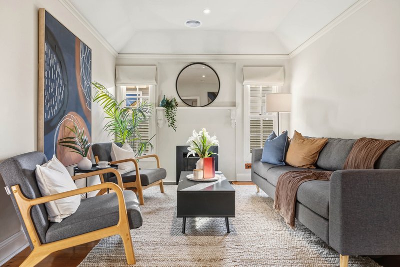 Photo - 20 Canterbury Street, Brown Hill VIC 3350 - Image 4