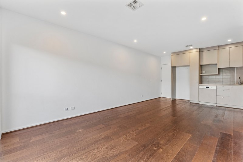 Photo - 20 Carcoar Terrace, Watson ACT 2602 - Image 10
