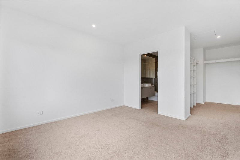 Photo - 20 Carcoar Terrace, Watson ACT 2602 - Image 15