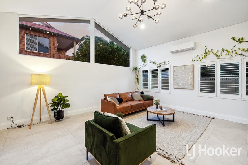 Photo - 20 Cargill Street, Victoria Park WA 6100 - Image 15