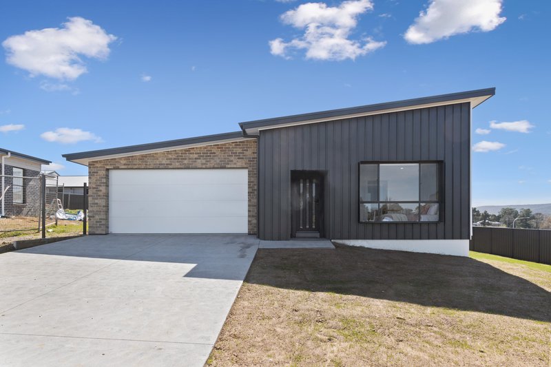 20 Carmella Drive, Goulburn NSW 2580