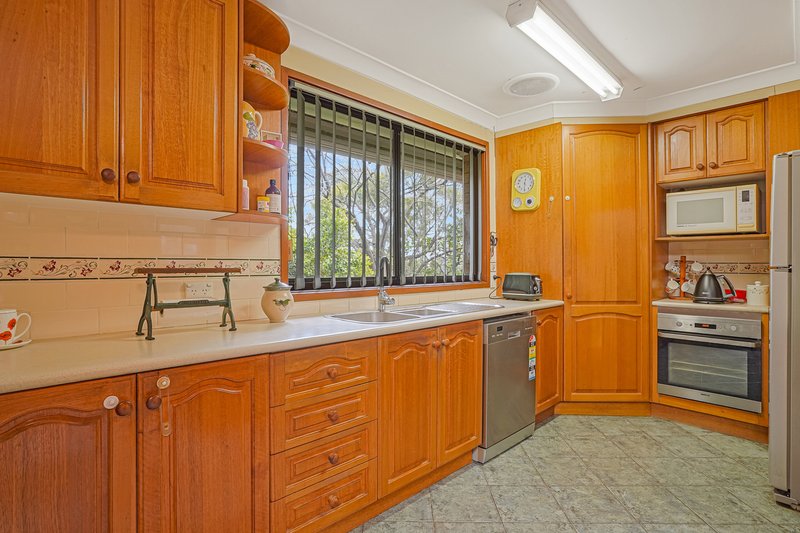 Photo - 20 Carrington Road, Castle Hill NSW 2154 - Image 4