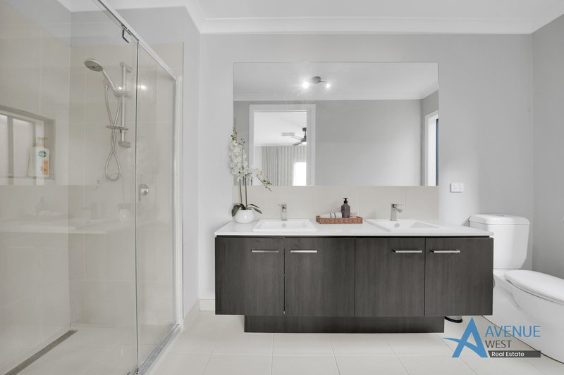 Photo - 20 Cascade Drive, Aintree VIC 3336 - Image 5