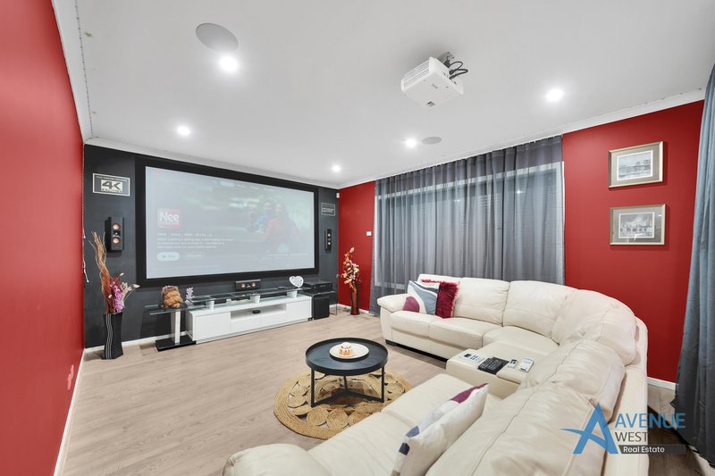Photo - 20 Cascade Drive, Aintree VIC 3336 - Image 13