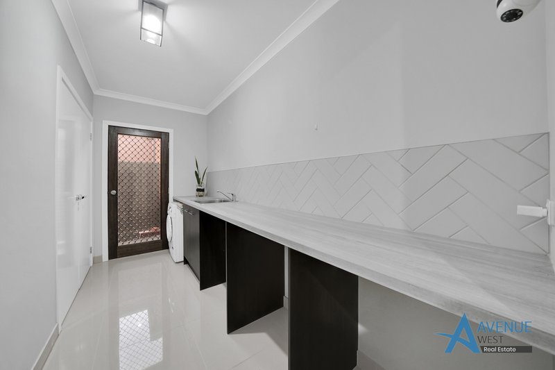 Photo - 20 Cascade Drive, Aintree VIC 3336 - Image 15