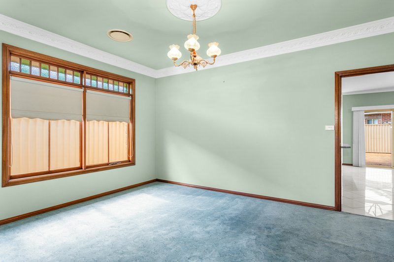 Photo - 20 Casino Street, Glenwood NSW 2768 - Image 8