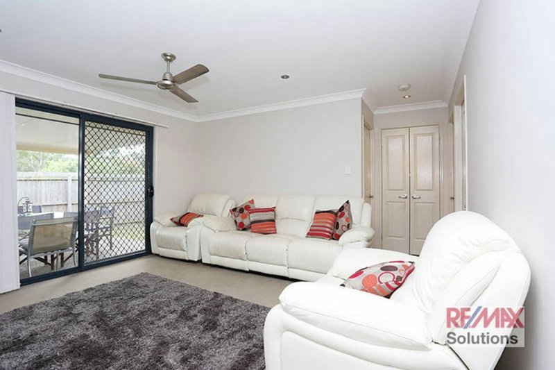 Photo - 20 Catalina Avenue, Bray Park QLD 4500 - Image 7