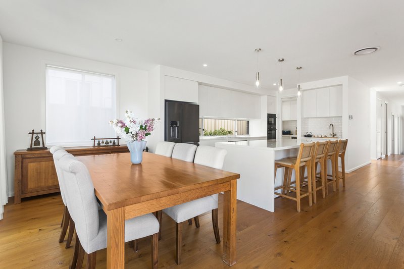 Photo - 20 Catamaran Avenue, Shell Cove NSW 2529 - Image 3