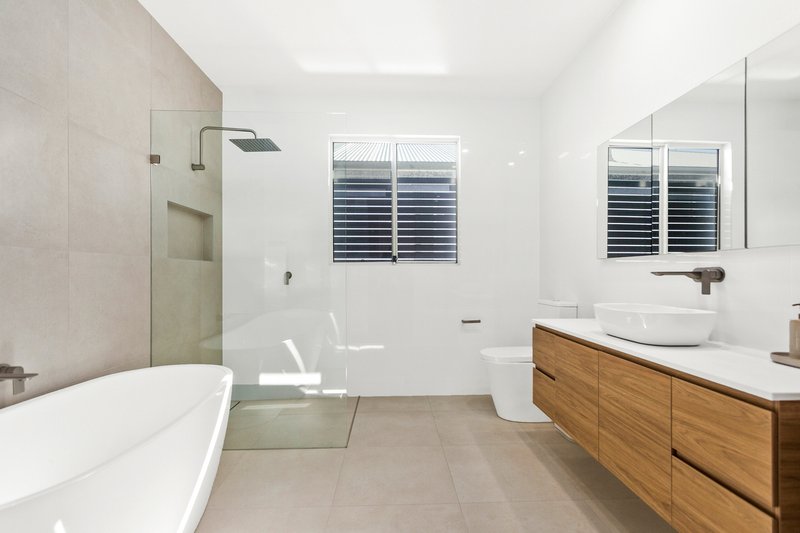 Photo - 20 Catamaran Avenue, Shell Cove NSW 2529 - Image 11