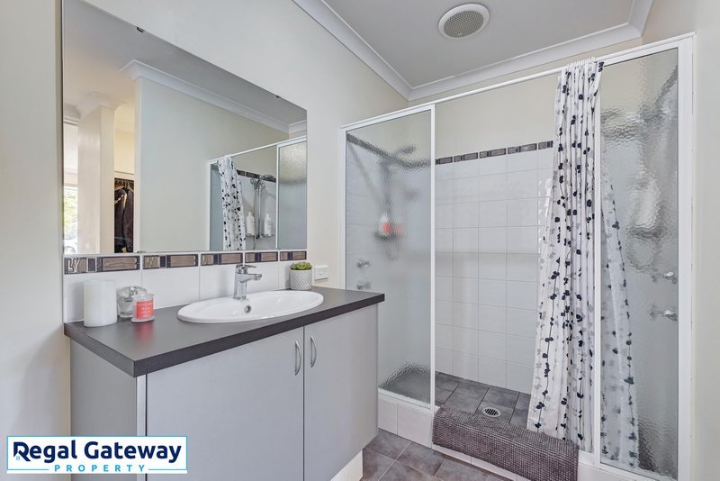 Photo - 20 Caterpillar Road, Success WA 6164 - Image 3