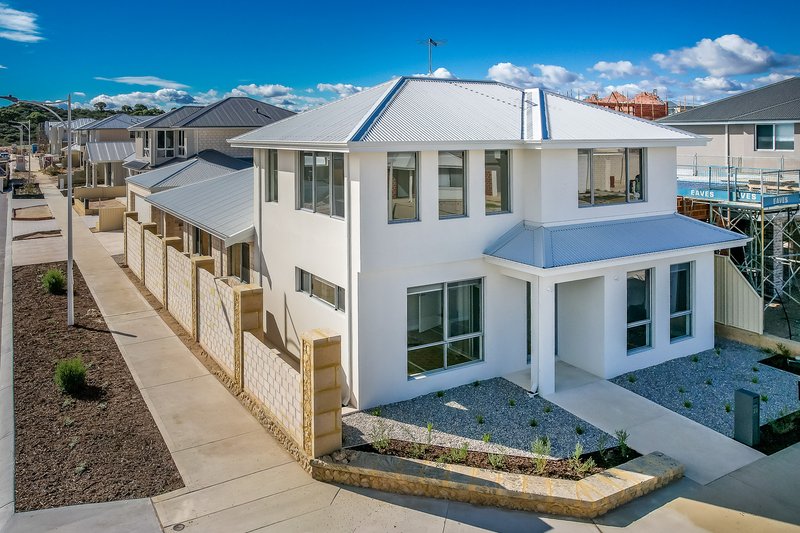 Photo - 20 Cavendish Avenue, Burns Beach WA 6028 - Image 1