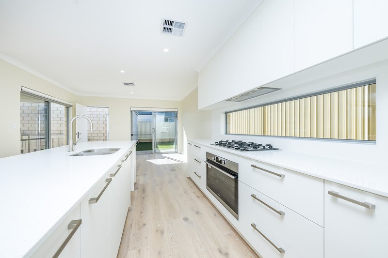 Photo - 20 Cavendish Avenue, Burns Beach WA 6028 - Image 8