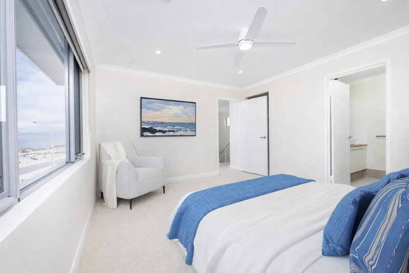 Photo - 20 Cavendish Avenue, Burns Beach WA 6028 - Image 15