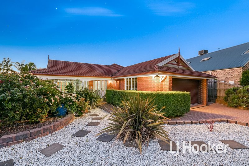 20 Caversham Terrace, Lynbrook VIC 3975