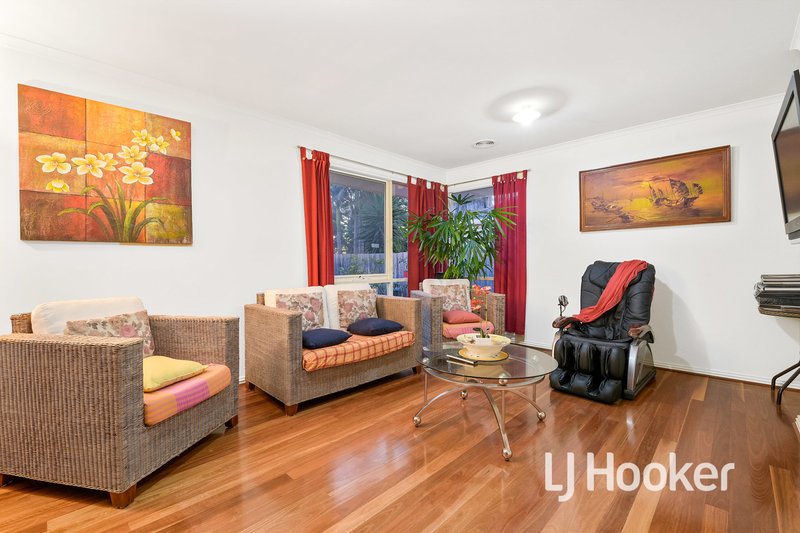 Photo - 20 Caversham Terrace, Lynbrook VIC 3975 - Image 4