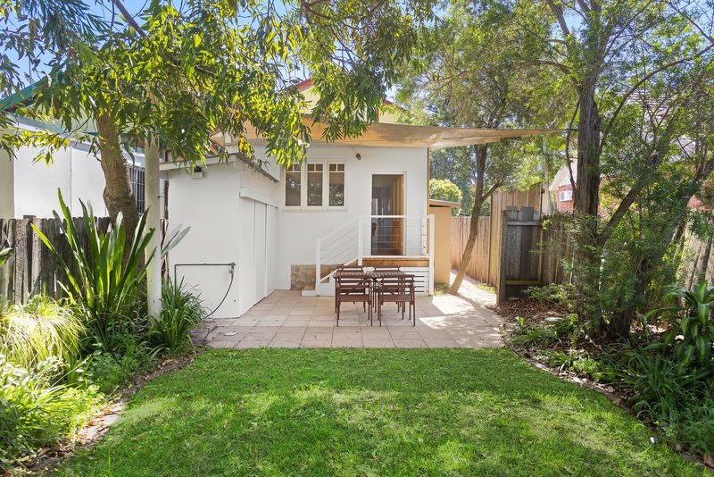 Photo - 20 Central Avenue, Marrickville NSW 2204 - Image 8