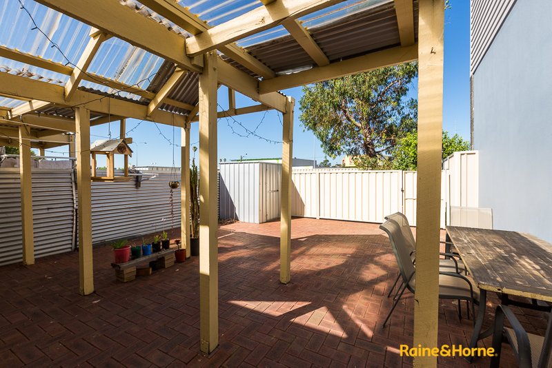 Photo - 20 Charles Street, Bunbury WA 6230 - Image 15