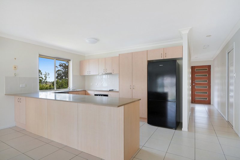 Photo - 20 Charlton Crescent, Ormeau QLD 4208 - Image 4