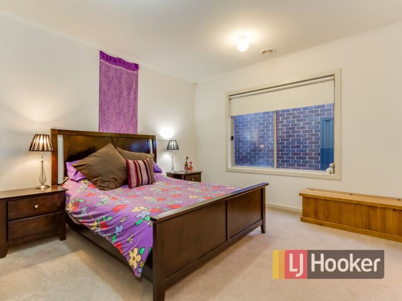 Photo - 20 Cherry Blossom Chase, Pakenham VIC 3810 - Image 13