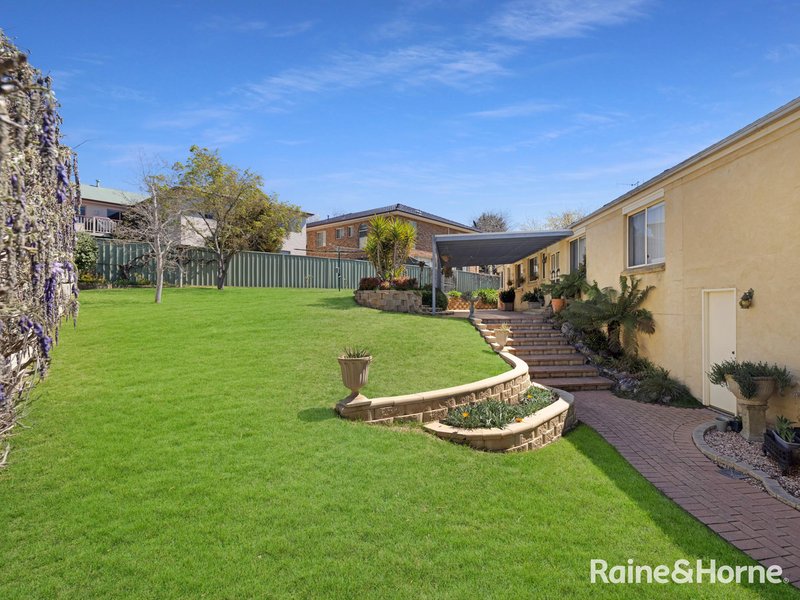 Photo - 20 Cherrywood Crescent, Llanarth NSW 2795 - Image 20