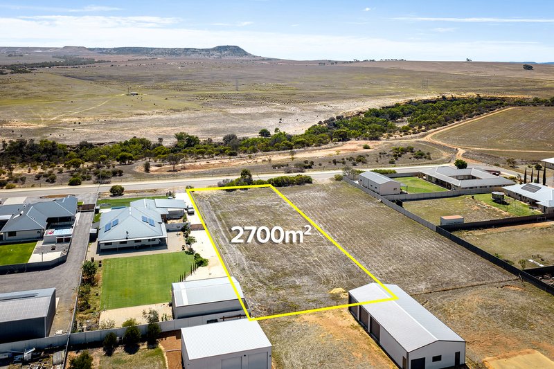 Photo - 20 Cheviot Crescent, Deepdale WA 6532 - Image 1