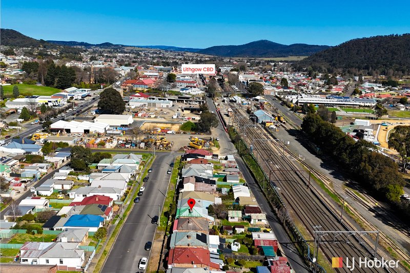 Photo - 20 Chifley Road, Lithgow NSW 2790 - Image 4