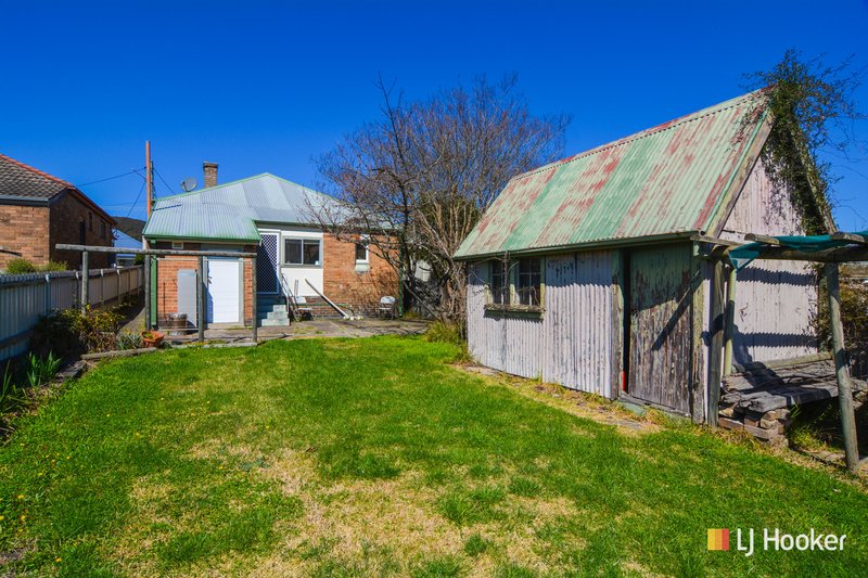 Photo - 20 Chifley Road, Lithgow NSW 2790 - Image 10