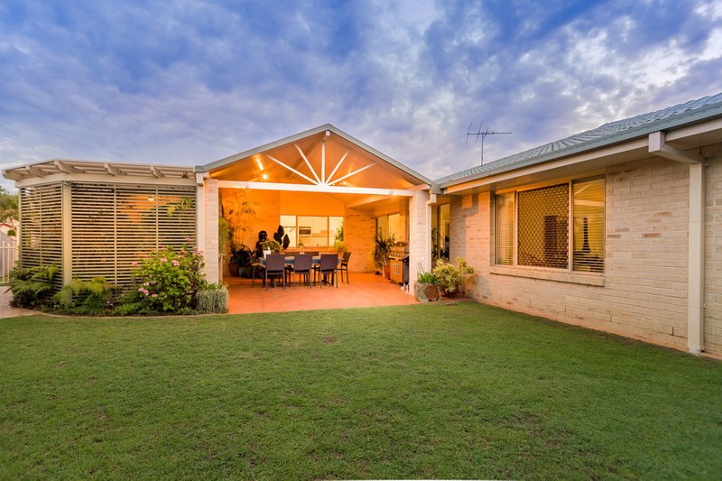 Photo - 20 Christine Street, Kuraby QLD 4112 - Image 17