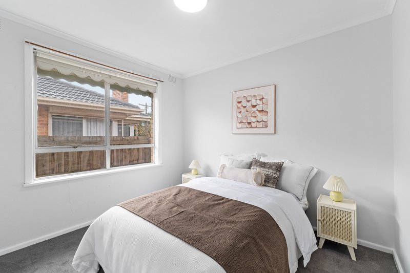 Photo - 20 Clarevale Street, Clayton South VIC 3169 - Image 8